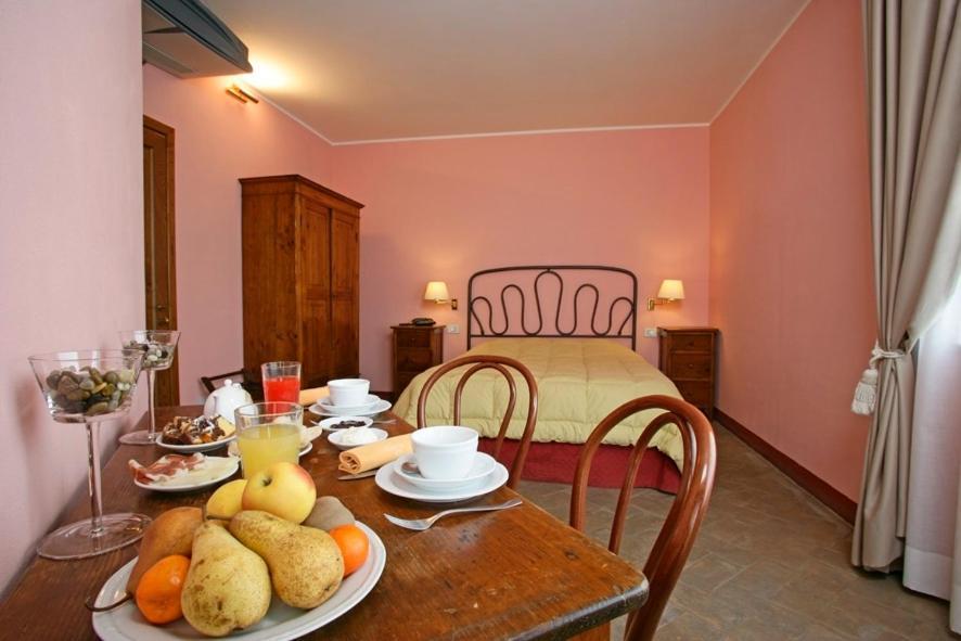 Wat zijn de beste hotels in de buurt van Cascate del Mulino? Saturnia Kamer foto